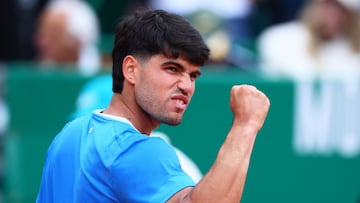 Tennis - ATP Masters 1000 - Monte Carlo Masters - Monte Carlo Country Club, Roquebrune-Cap-Martin, France - April 7, 2026 Spain's Carlos Alcaraz celebrates winning his round of 32 match against Argentina's Sebastian Baez REUTERS/Manon Cruz