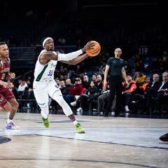 El Unicaja pincha en Estambul