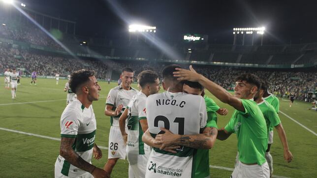 El Elche destroza al Córdoba con una victoria rotunda