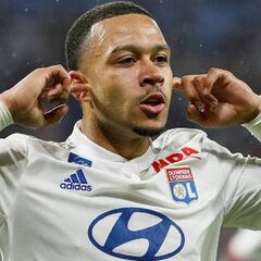 El Lyon admite que Depay puede ser del Barça este lunes