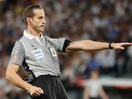 Alberola Rojas será el primer árbitro que grabe con una cámara corporal