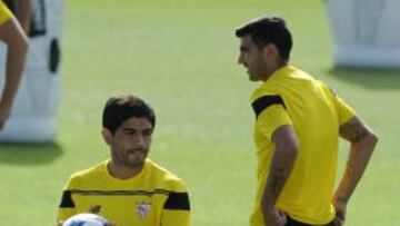 Banega y Soria, novedades en la convocatoria de Emery