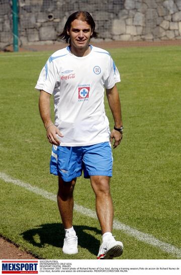 Núñez estuvo, al igual que Óscar, en 2006-2007 en el Cruz Azul. 