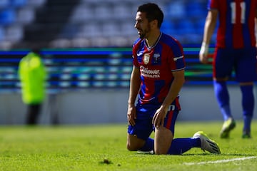 Fernando Navarro of Atlanteduring the Semifinal second leg match between Atlante and Celaya as part of the Liga BBVA Expansion MX, Torneo Apertura 2024 at Hidalgo Stadium on November 17, 2024 in Pachuca, Hidalgo, Mexico.