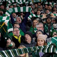 La afición del Celtic se cita en la plaza de la Reina