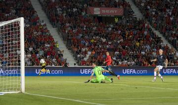 4-0. Rodrigo marcó el cuarto gol.