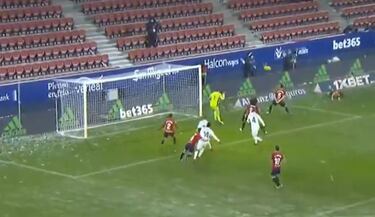 El penalti a Casemiro no se vio por la tele. ¿Por qué?