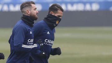 Peybernes y &Aacute;lex Alegr&iacute;a, durante el entrenamiento de ayer.