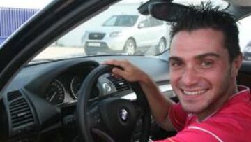 Colunga es increpado por varios aficionados del Recreativo