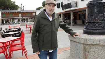 Julio Prieto, exjugador del Atlético, posa para AS y charla de la final de Copa.