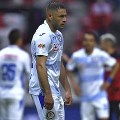Pablo Aguilar aún analiza renovación con Cruz Azul
