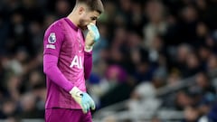 Vicario condena al Tottenham