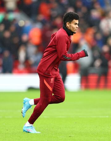 El extremo colombiano disputó 32 minutos en la victoria 3-1 de Liverpool ante Cardiff City por la FA Cup. El guajiro realizó una asistencia.