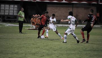 Cúcuta y Leones en el partido de ida de las semifinales del Torneo Águila