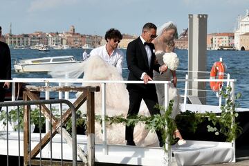 El delantero del Real Madrid Alvaro Morata contrajo matrimonio este sábado con la italiana Alice Campello en la iglesia del Redentor en la isla de La Giudecca, en Venecia, a la boda asistieron compañeros suyos del equipo blanco como Isco Alarcón o Nacho Fernández.