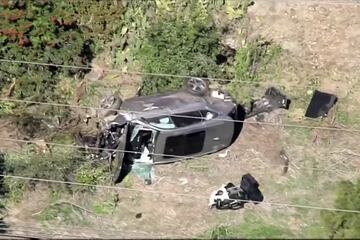 El  automvil de Tiger Woods tras el accidente de trfico en el suroeste de Los ?ngeles, California (EE.UU).