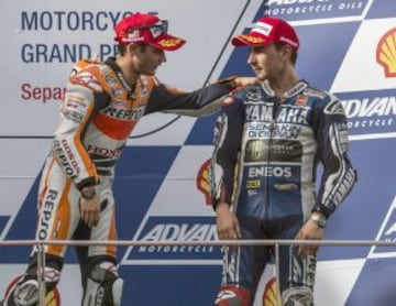 Dani Pedrosa y Jorge Lorenzo en el podio