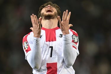 El enigma Arda Güler opaca el debut de Kvaratskhelia