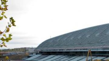 <b>PRIMERA FASE. </b>Las máquinas trabajan en La Peineta durante los primeros momentos de las obras.