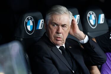 Ancelotti: “Ni el medio más feo lleva diez tarjetas... y Vinicius sí”