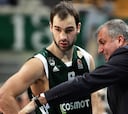 Spanoulis frente al maestro Obradovic, al que abandonó