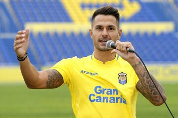 La presentación de Vitolo con Las Palmas, en imágenes