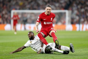 El Real Madrid, pendiente de la ‘operación Arribas’