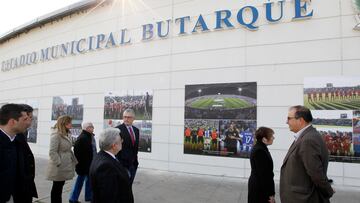 10/02/23 INAGURACION EXPOSICION FOTOGRAFICA 25 ANIVERSARIO ESTADIO BUTARQUE DE LEGANES CON LOS PRESIDENTES JEFF LUHNOW MARIA VICTORIA`PAVON Y JESUS POLO Y LOS ALCALDES SANTIAGO LLORENTE Y JOSE LUIS PEREZ RAEZ

