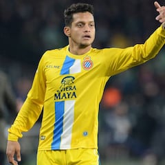 Roberto Rosales, en la lista para reforzar el lateral diestro