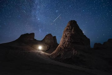 Las lluvias de meteoros más populares posiblemente sean las perseidas, también llamadas las lágrimas de San Lorenzo. Su período de actividad es largo y se extiende entre el 16 de julio y el 24 de agosto. Su máximo es entre el 11 y el 13 de agosto.
 