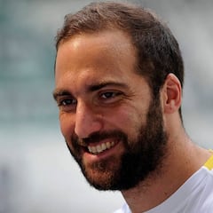 Higuaín: "Esperemos que Ramos no marque en el minuto 90"