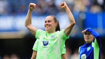 Soccer Football - Women's Champions League - Semi Final - Second Leg - Chelsea v FC Barcelona - Stamford Bridge, London, Britain - April 27, 2025 FC Barcelona's Ewa Pajor celebrates after the match Action Images via Reuters/Andrew Boyers