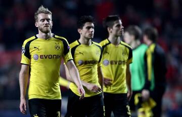 Andre Schuerrle of Dortmund looks dejected after loosing the UEFA Champions League Round of 16 first leg match between SL Benfica and Borussia Dortmund