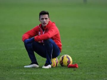 Alexis S&aacute;nchez realiz&oacute; la &uacute;ltima pr&aacute;ctica previo al duelo frente a Manchester City.