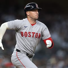 Alex Bregman firma millonario contrato con los Chicago Cubs