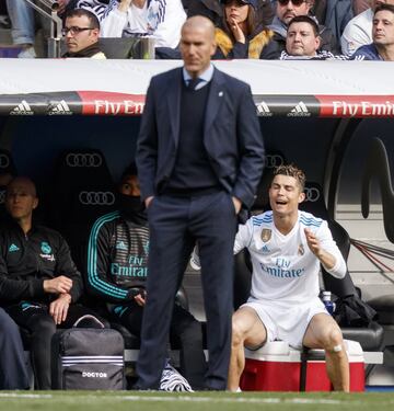 El jugador portugués fue sustituido en el minuto 63 por Benzema. Sufrió como el que más viendo a su equipo incapaz de adelantar de nuevo a los rojiblancos.
