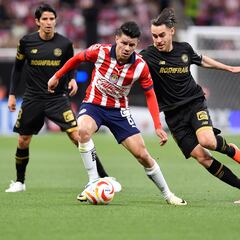¡Polémica! Le anulan gol a Chivas vs Toluca por mano en el área