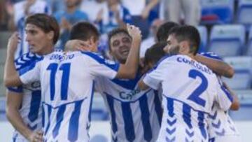 <b>GENIALIDAD. </b>Jonathan Valle celebra el gol del triunfo con sus compañeros.