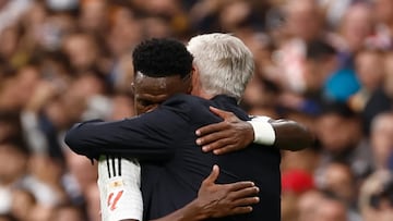 Ancelotti: doble problema