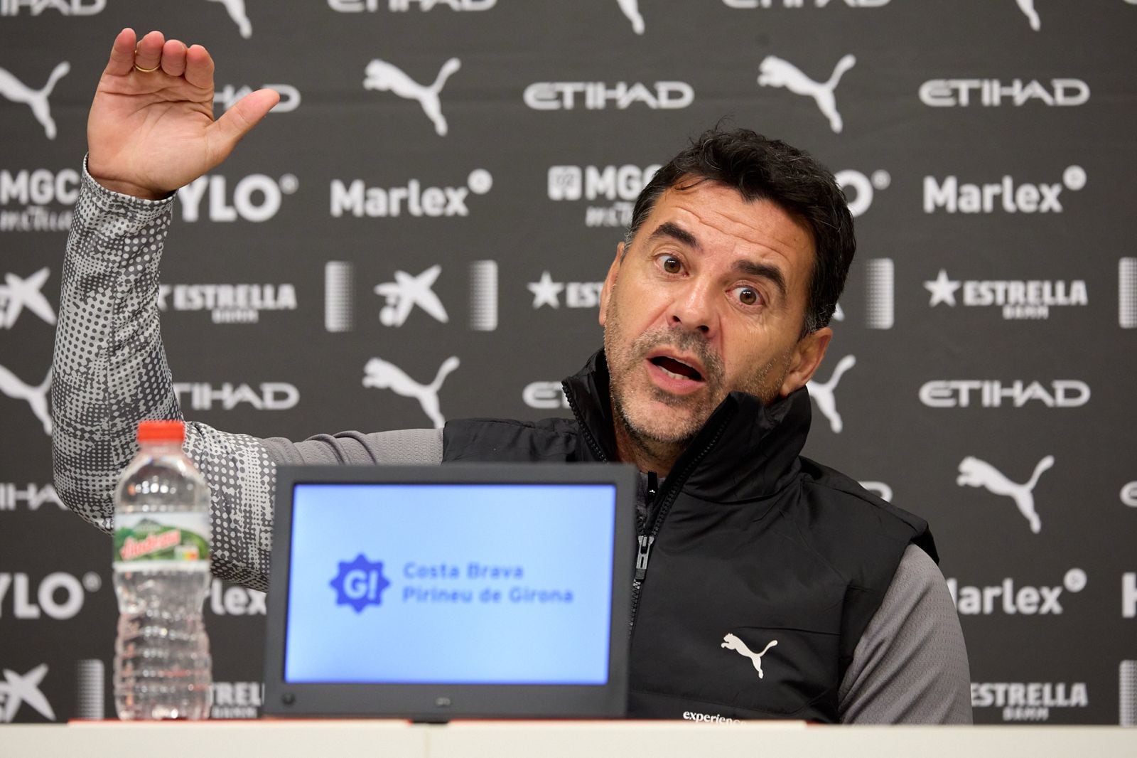 Míchel: “La Copa me gusta; no hay que pensar que solo puedo jugar en el Camp Nou y en el Bernabéu”