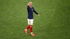 AL KHOR, QATAR - DECEMBER 10: Antoine Griezmann of France celebrates after the 2-1 win during the FIFA World Cup Qatar 2022 quarter final match between England and France at Al Bayt Stadium on December 10, 2022 in Al Khor, Qatar. (Photo by Robert Cianflone/Getty Images)