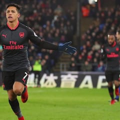 Los jugadores del Arsenal se cansan y piden que Alexis se vaya