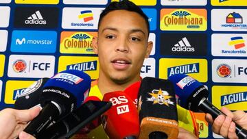Luis Muriel explica cómo prefiere jugar con la Selección Colombia