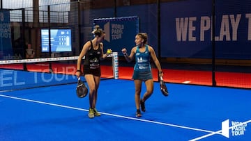 Carla Mesa y la jovencita Claudia Jensen