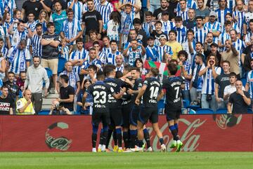 Los jugadores del Atleti celebran el 0-1 de Morata. 