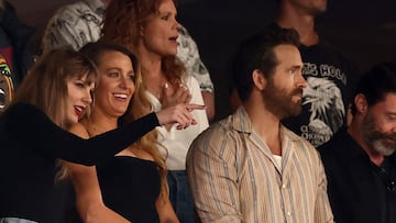 Taylor Swift acude al Jets vs. Chiefs acompa?ada de varias celebridades: Blake Lively, Hugh Jackman¡