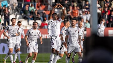 Cristian Kofane celebra su gol.