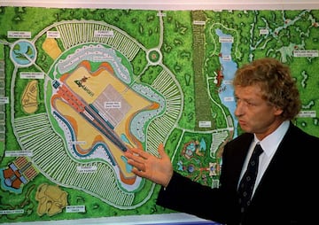 El arquitecto e ingeniero Hermann Tilke es el creador del circuito de Sepang. El alemán ha diseñado otros trazados como el de Baréin, Shanghái o Sachsenring, entre otros, o remodelaciones de los circuitos de Nurburgring o Montmeló.