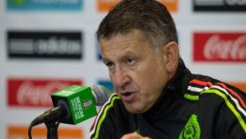 Juan Carlos Osorio habl&oacute; ante los medios de comunicaci&oacute;n en el Estadio Marlins Park, sede del partido de preparaci&oacute;n de ma&ntilde;ana entre M&eacute;xico y Senegal.