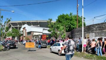 Colón: se enciende la ilusión de los hinchas en Santa Fe